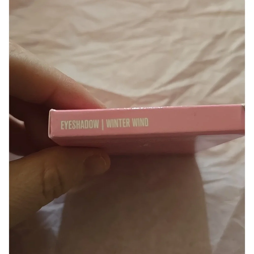 NIB Jeffree‎ Star Cosmetics Winter Wind Artistry Single Make-Up Womans Eyeshadow